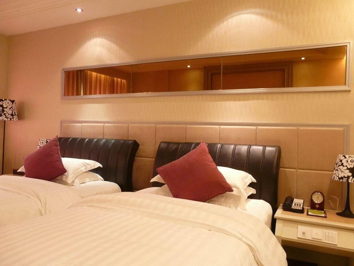Golden City Hotel 포산 시 외부 사진