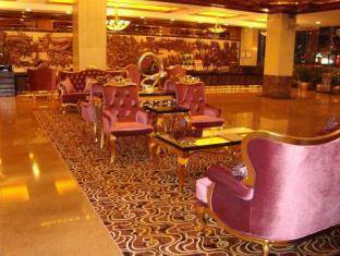 Golden City Hotel 포산 시 외부 사진