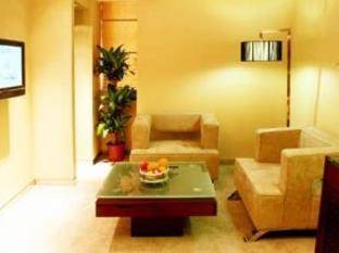 Golden City Hotel 포산 시 외부 사진